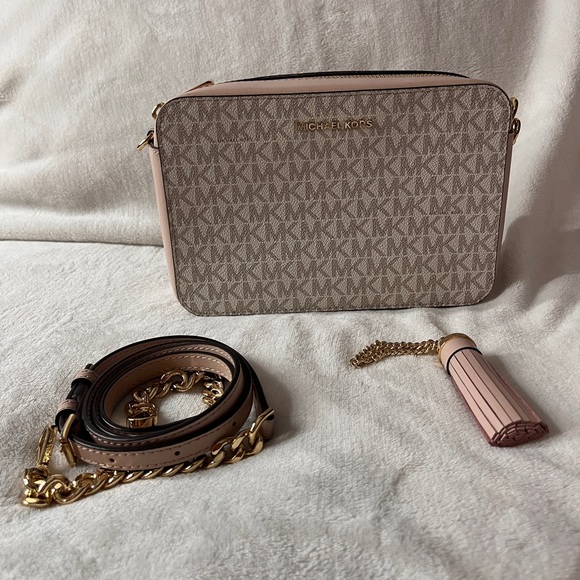Michael Kors Ginny Crossbody - Picture 1 of 5